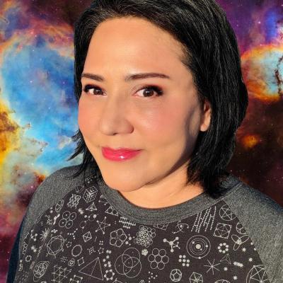 Profile picture for user Lucinda